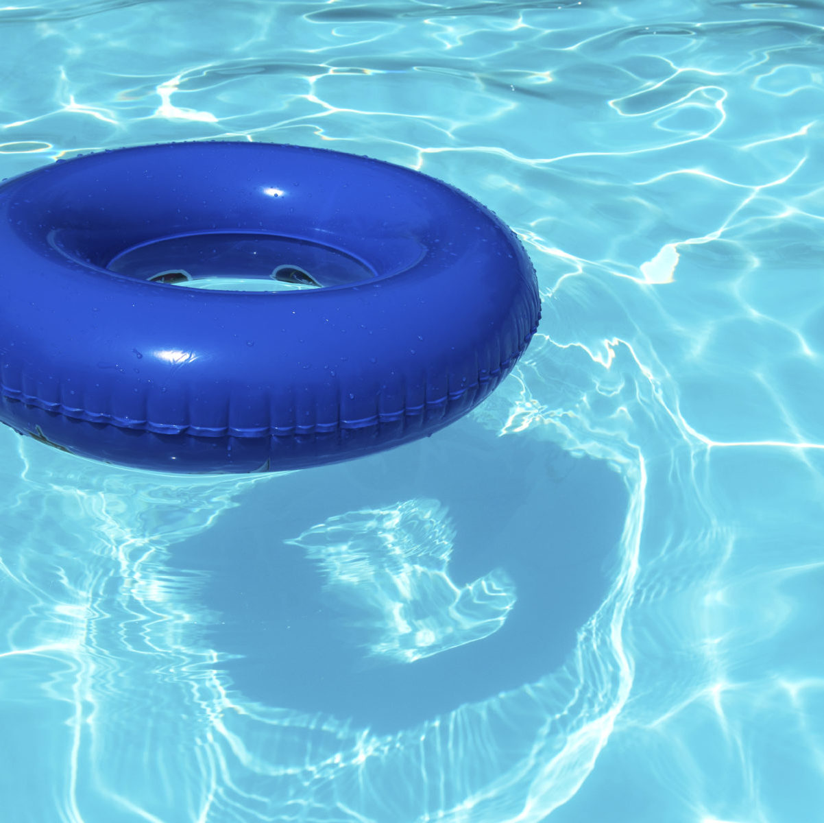 cropped-cropped-Blue-Buoy-on-swimming-pool-000063897223_Large-1-2.jpg